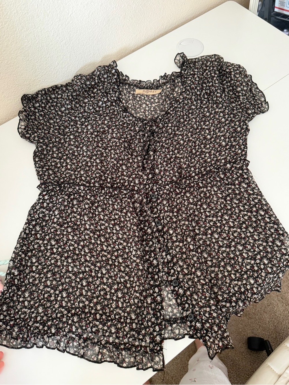 Floral Ruffle Button-Up Blouse